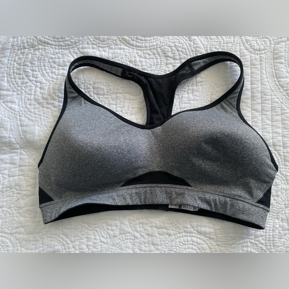 Old Navy Active 36C Sports Bra Black Grey